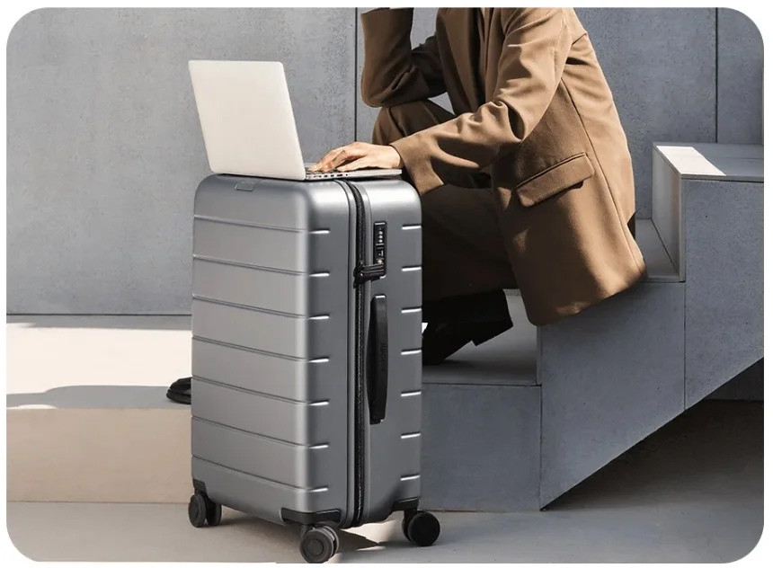 Чемодан Xiaomi Luggage Classic Pro 28" BHR8604GL (серый) Чемодан Xiaomi Luggage Classic Pro 28" BHR8604GL (серый)