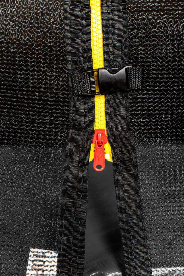 Батут GetActive Jump 12ft - 374 см с лестницей, внешней сеткой (черный) Батут GetActive Jump 12ft - 374 см с лестницей, внешней сеткой (черный)