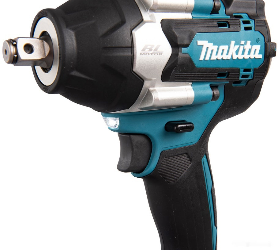 Гайковерт Makita DTW700Z (без АКБ) Гайковерт Makita DTW700Z (без АКБ)