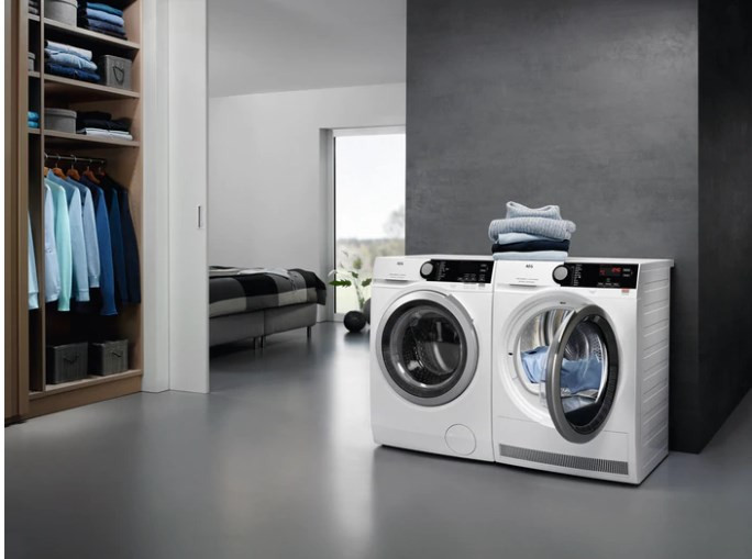 Сушильная машина AEG T8DEE48S Сушильная машина AEG T8DEE48S