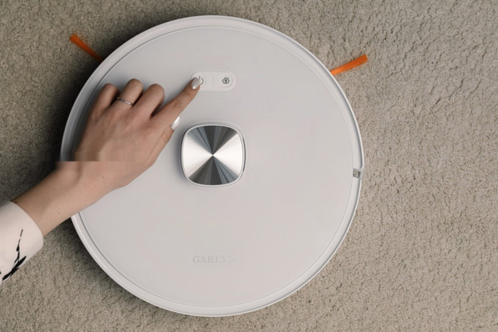 Робот-пылесос Garlyn SR-900 Робот-пылесос Garlyn SR-900