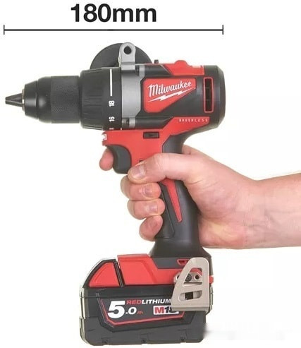 Дрель-шуруповерт Milwaukee M18 BLDD2-0X 4933464514 (без АКБ, кейс) Дрель-шуруповерт Milwaukee M18 BLDD2-0X 4933464514 (без АКБ, кейс)