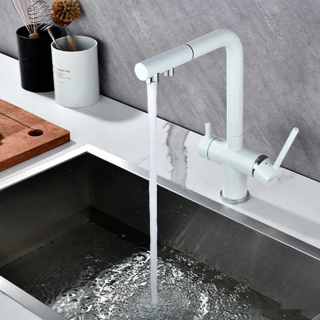 Смеситель Paulmark Serpentine SE213222-431 (белый матовый) Смеситель Paulmark Serpentine SE213222-431 (белый матовый)