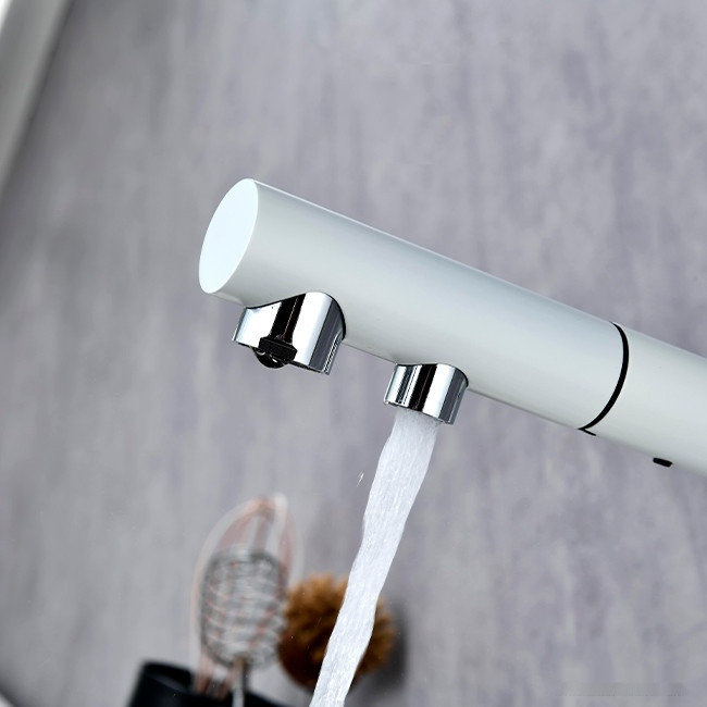 Смеситель Paulmark Serpentine SE213222-431 (белый матовый) Смеситель Paulmark Serpentine SE213222-431 (белый матовый)