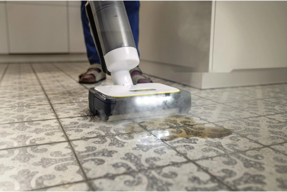 Вертикальный моющий пылесос Karcher SCV 4 1.056-530.0