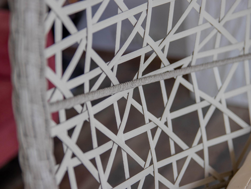 Подвесное кресло LoftyHome Miracle 1919 (grey line/milk) Подвесное кресло LoftyHome Miracle 1919 (grey line/milk)