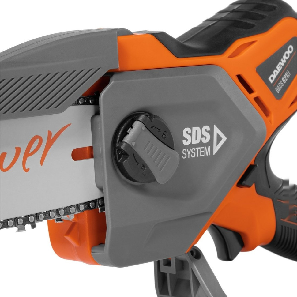 Аккумуляторная пила Daewoo Power DACS 821Li (без АКБ) Аккумуляторная пила Daewoo Power DACS 821Li (без АКБ)