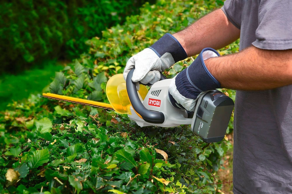 Кусторез Ryobi OHT1845 ONE+ (без АКБ) Кусторез Ryobi OHT1845 ONE+ (без АКБ)