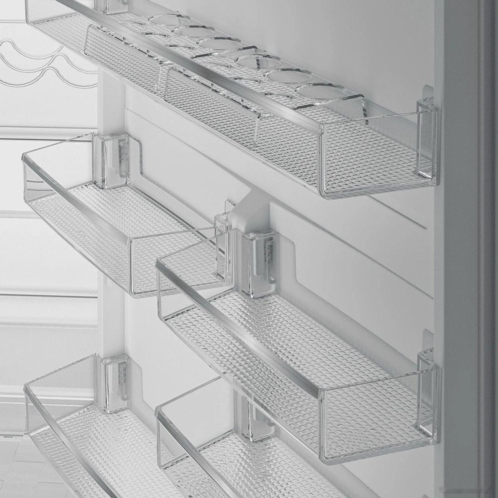 Холодильник Hotpoint-Ariston HBT 400I Холодильник Hotpoint-Ariston HBT 400I