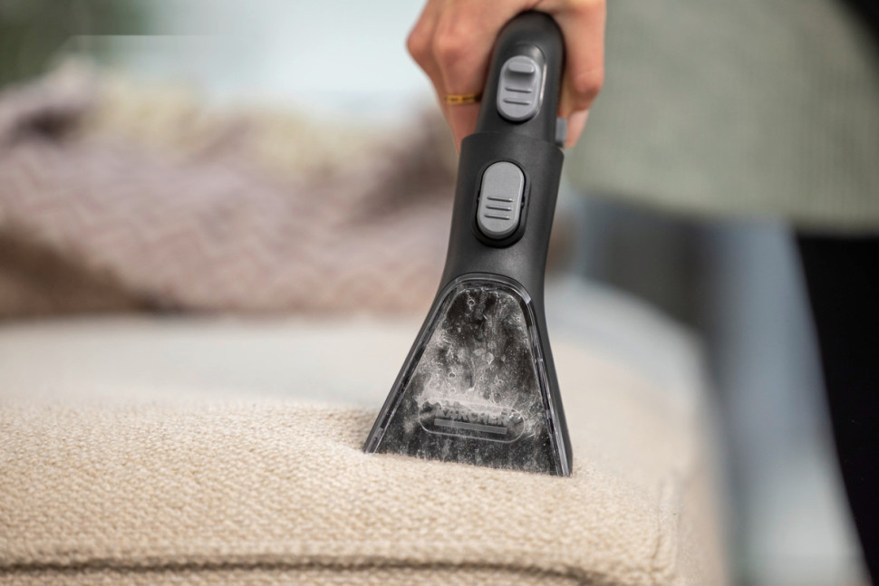 Пылесос Karcher SE 4 Plus 1.081-170.0 Пылесос Karcher SE 4 Plus 1.081-170.0