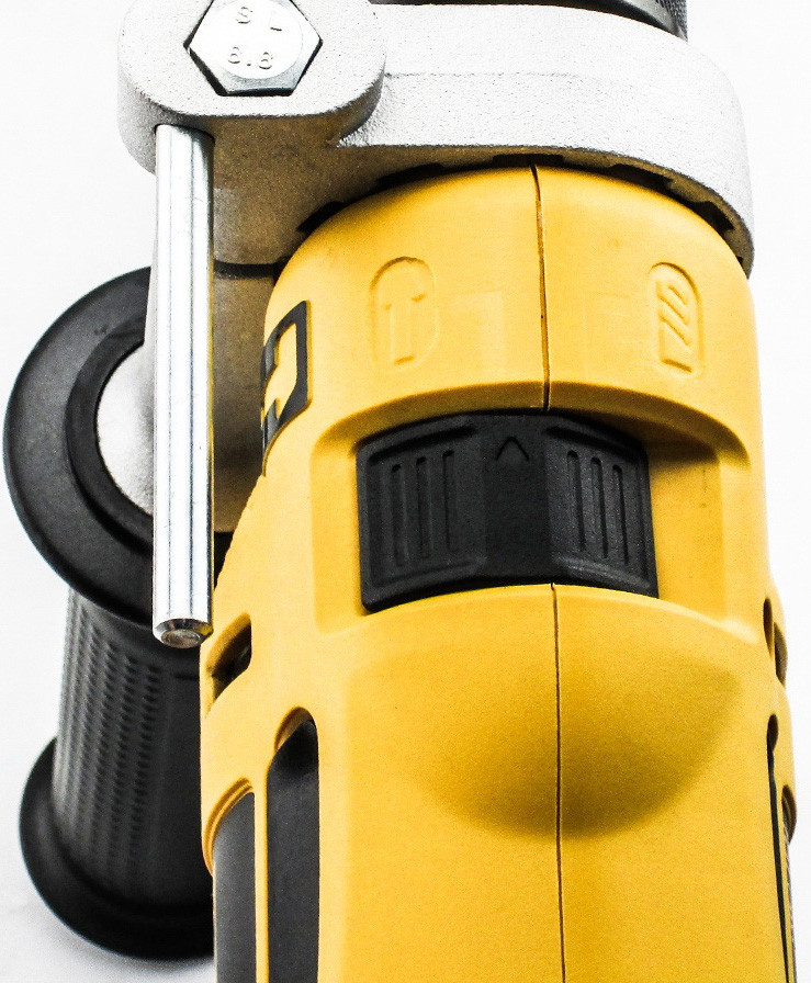 Дрель ударная DeWALT DWD024S Дрель ударная DeWALT DWD024S