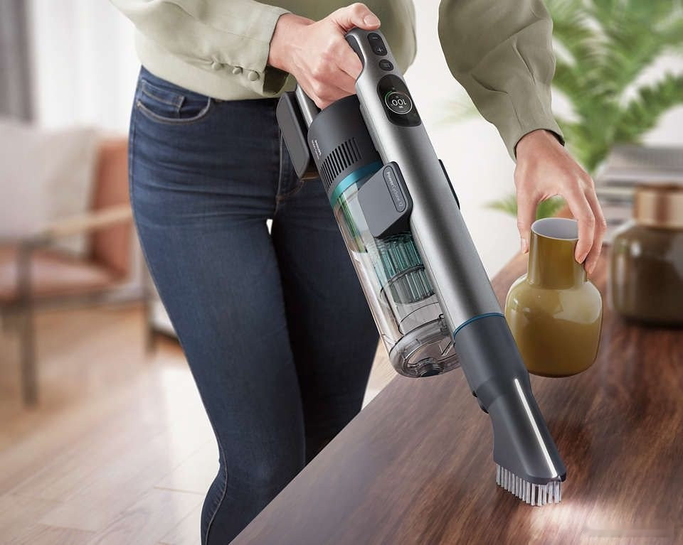 Вертикальный пылесос с влажной уборкой Philips XC8055/01 Вертикальный пылесос с влажной уборкой Philips XC8055/01