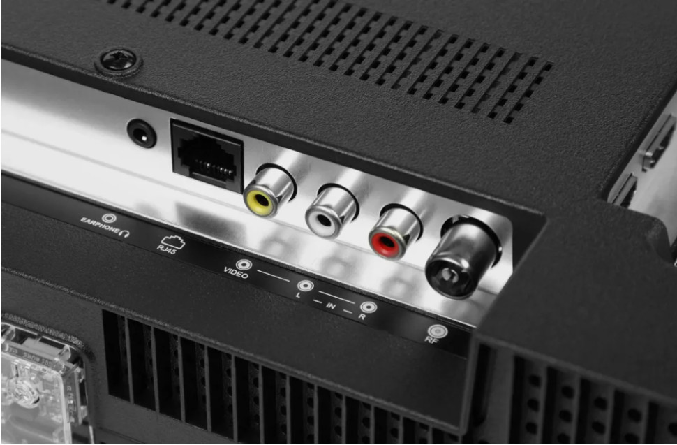 Телевизор BQ 24FS32B