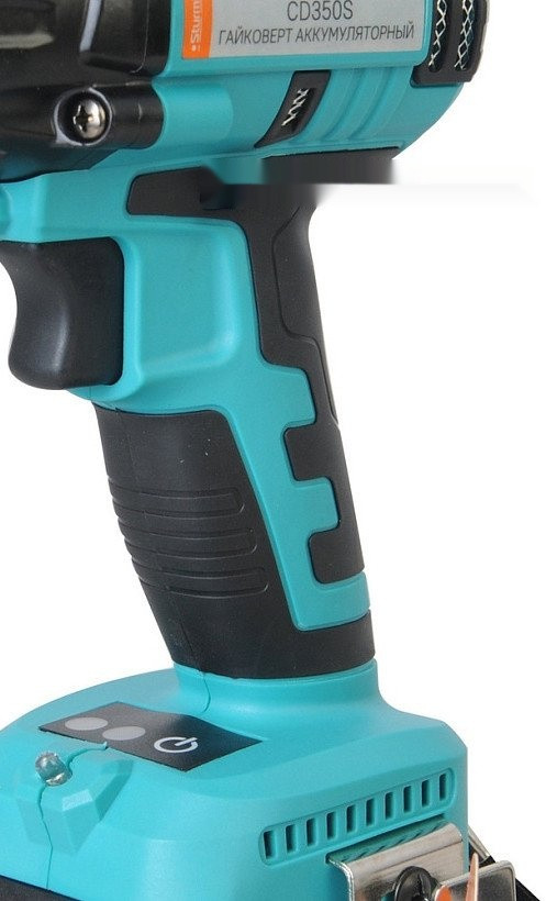 Гайковерт Sturm CD350S (с 2-мя АКБ) Гайковерт Sturm CD350S (с 2-мя АКБ)