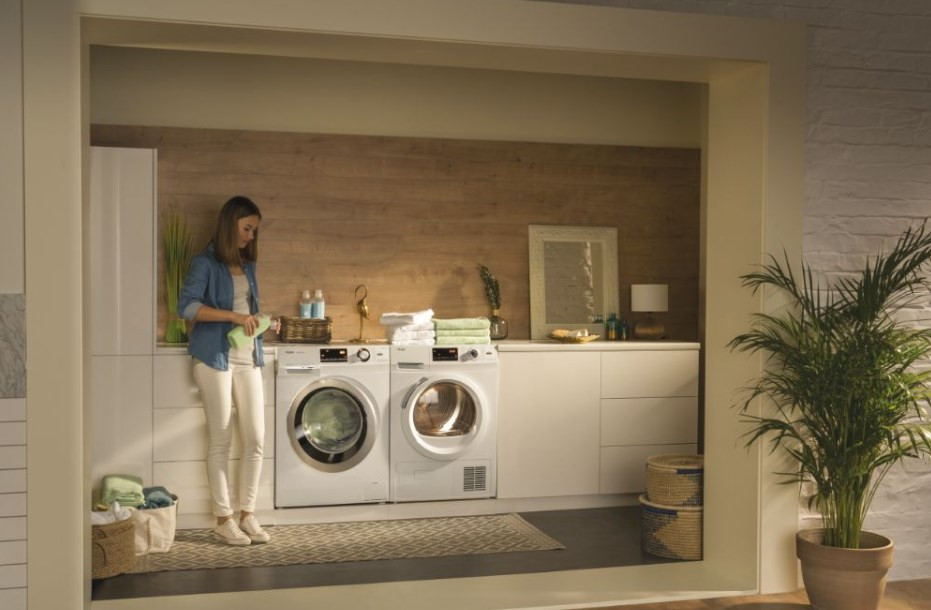 Стиральная машина HAIER HW70-BP14636N Стиральная машина HAIER HW70-BP14636N