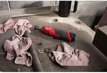 Трещотка Milwaukee M12 FHIR14-0 4933478171 (без АКБ) Трещотка Milwaukee M12 FHIR14-0 4933478171 (без АКБ)