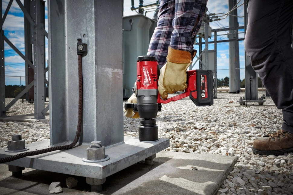 Гайковерт Milwaukee M18 ONEFHIWF1-802X 4933499254 (с 2-мя АКБ, кейс)