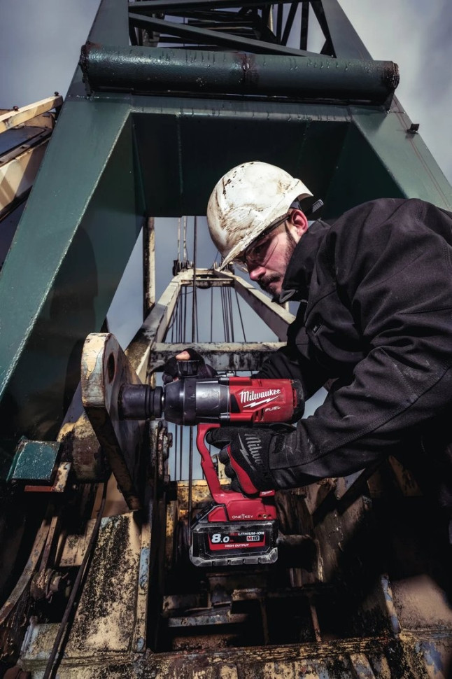 Гайковерт Milwaukee M18 ONEFHIWF1-802X 4933499254 (с 2-мя АКБ, кейс)