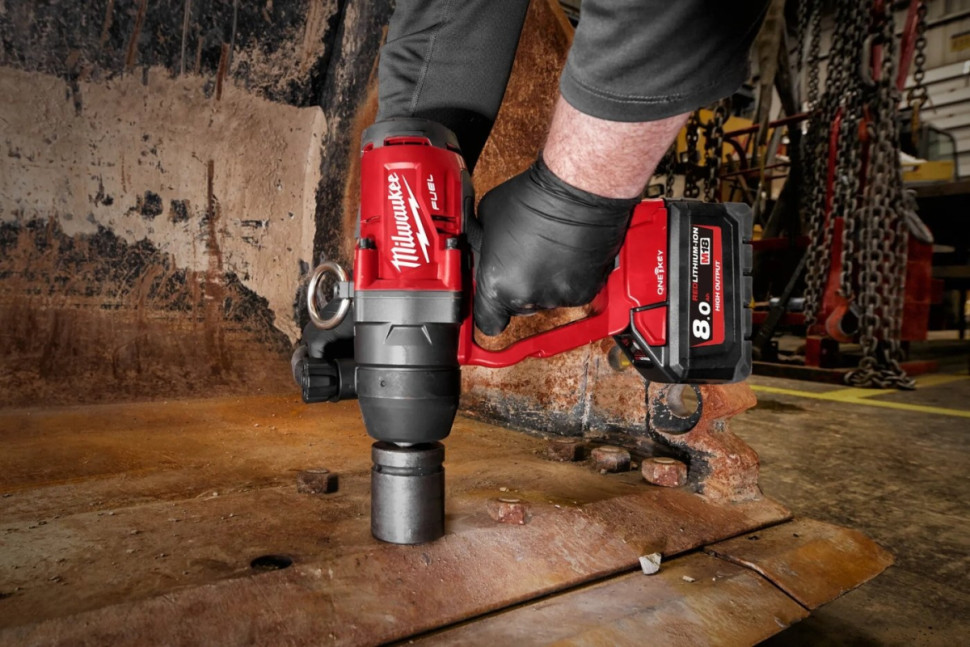 Гайковерт Milwaukee M18 ONEFHIWF1-802X 4933499254 (с 2-мя АКБ, кейс)