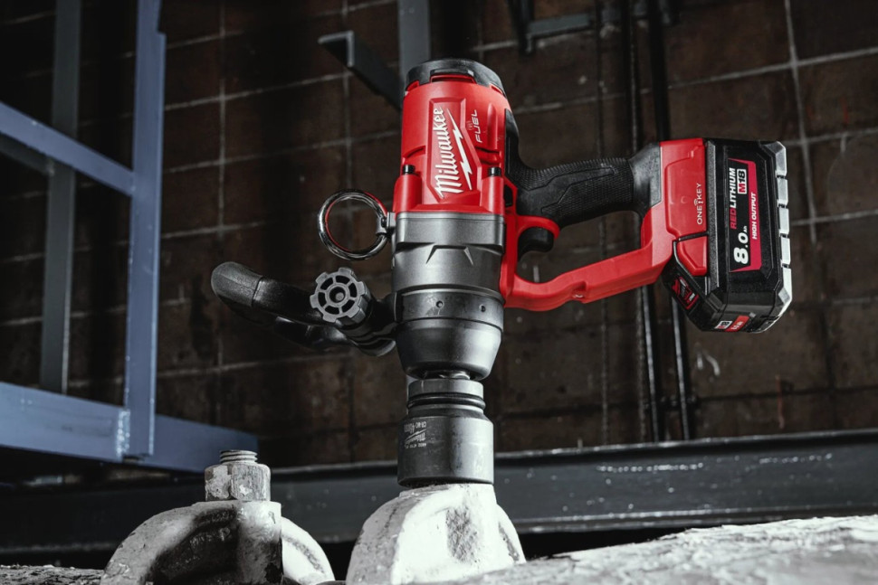 Гайковерт Milwaukee M18 ONEFHIWF1-802X 4933499254 (с 2-мя АКБ, кейс)