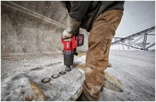 Гайковерт Milwaukee M18 ONEFHIWF1DS-121C 4933499253 (с 1-им АКБ, кейс)