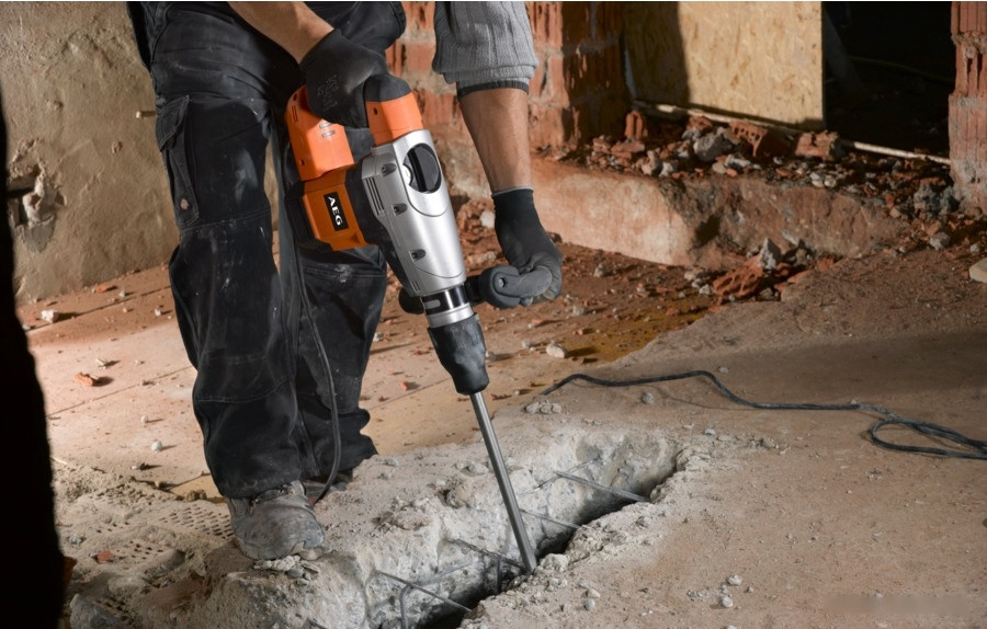 Отбойный молоток AEG MH 7 E 4935459422