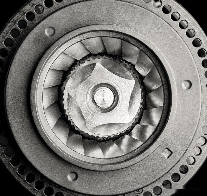 Кофемашина Krups Quattro Force EA82F010