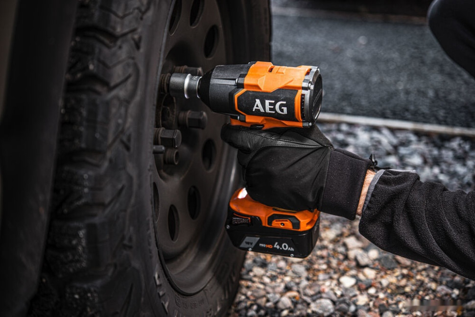 Гайковерт AEG Powertools BSS18MTF12BL-402C 4935479664 (с 2-мя АКБ, кейс) Гайковерт AEG Powertools BSS18MTF12BL-402C 4935479664 (с 2-мя АКБ, кейс)