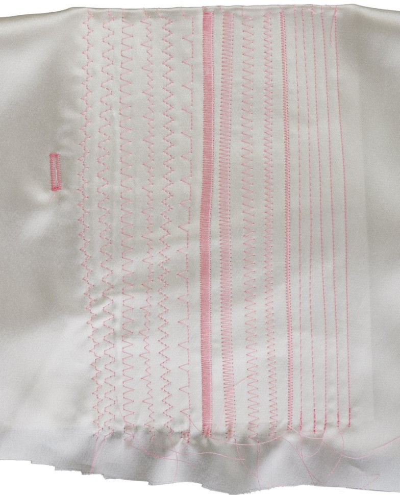 Электромеханическая швейная машина Jaguar JS-40S Электромеханическая швейная машина Jaguar JS-40S