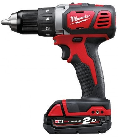 Дрель-шуруповерт Milwaukee M18 BDD-402C
