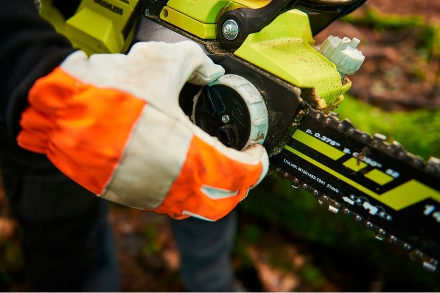 Аккумуляторная пила Ryobi RY36CSX35A-0 (без АКБ) Аккумуляторная пила Ryobi RY36CSX35A-0 (без АКБ)