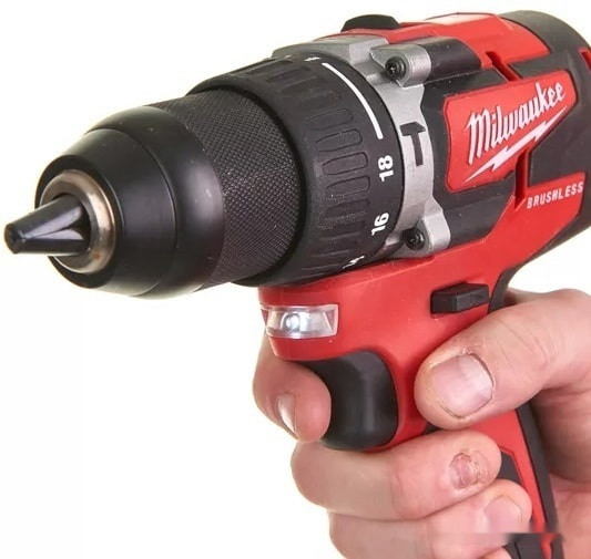 Ударная дрель-шуруповерт Milwaukee M18 CBLPD-0 4933464319 (без АКБ)