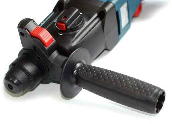 Перфоратор Bosch GBH 2-20 D Перфоратор Bosch GBH 2-20 D