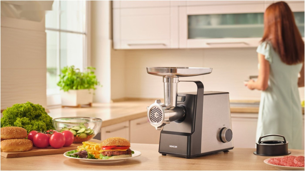 Мясорубка Sencor SMG 7400SS Мясорубка Sencor SMG 7400SS