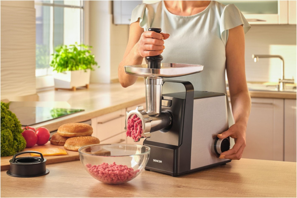 Мясорубка Sencor SMG 7400SS Мясорубка Sencor SMG 7400SS