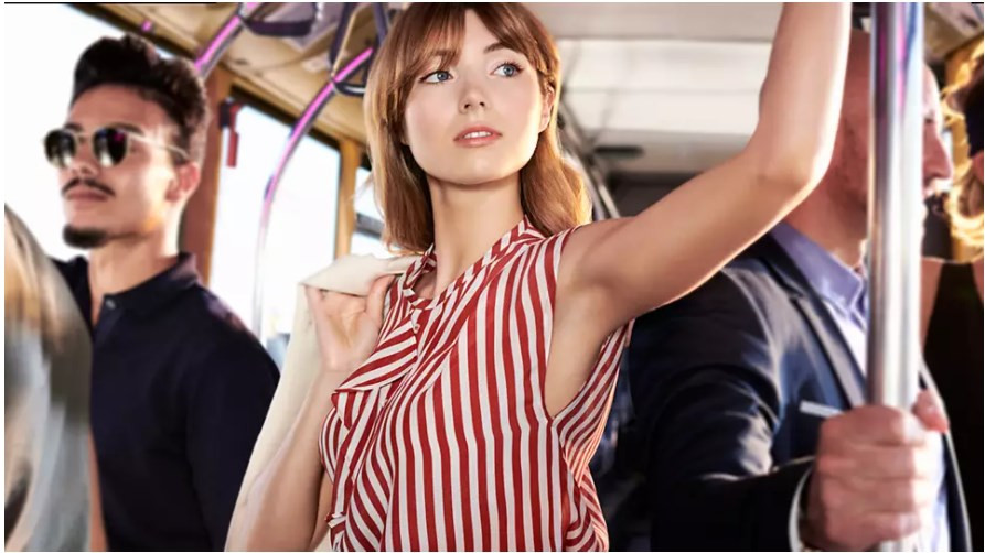 Фотоэпилятор Philips Lumea 9000 BRI958/00 Фотоэпилятор Philips Lumea 9000 BRI958/00