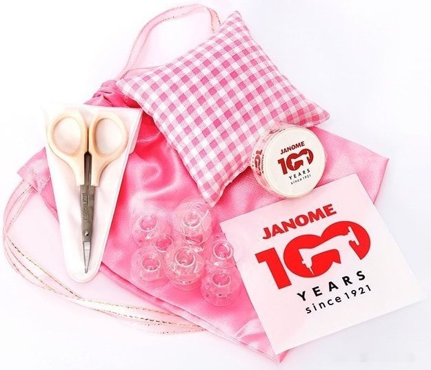 Электромеханическая швейная машина Janome 1522PG Anniversary Edition