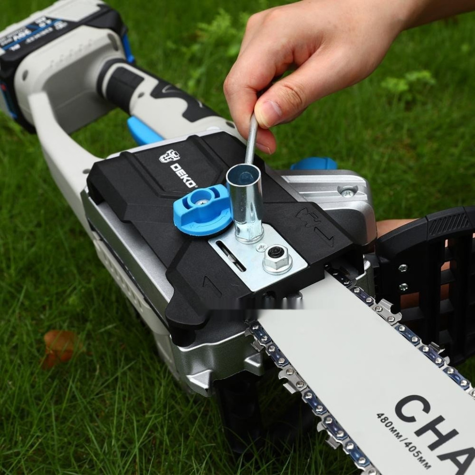 Аккумуляторная пила Deko DKCHS 40 PRO 083-2002 (с 2-мя АКБ) Аккумуляторная пила Deko DKCHS 40 PRO 083-2002 (с 2-мя АКБ)