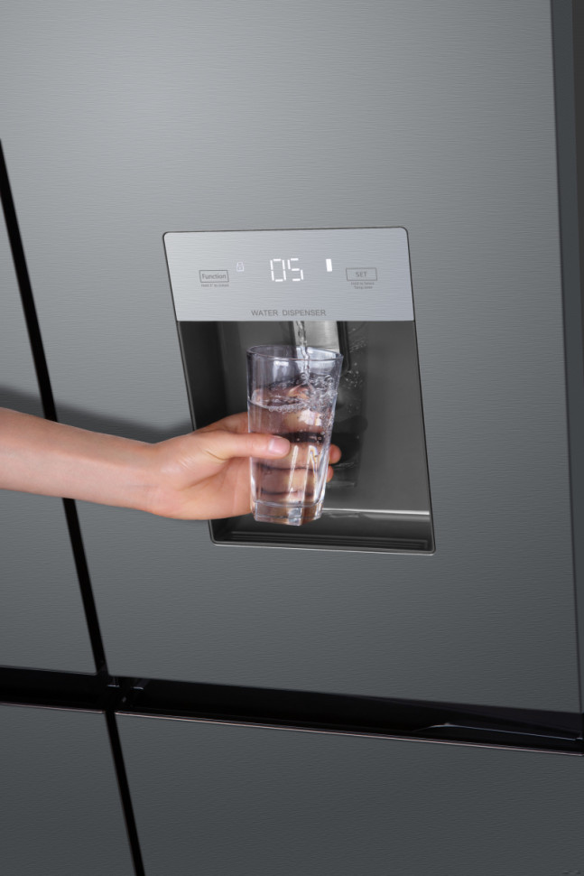 Четырёхдверный холодильник TCL RP466CXF0LV