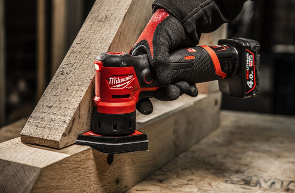 Шлифовальная машина Milwaukee M12FDSS-0B 4933479680 (без АКБ) Шлифовальная машина Milwaukee M12FDSS-0B 4933479680 (без АКБ)