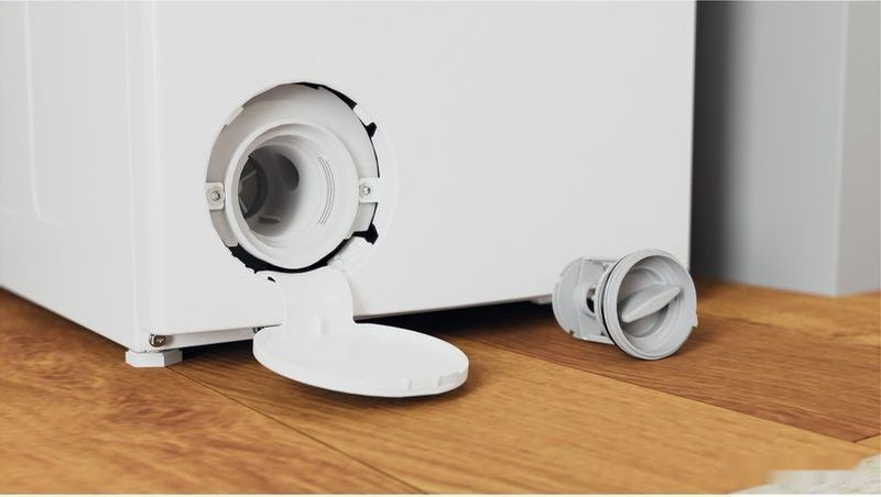 Стиральная машина Indesit BTW L50300 PL/N Стиральная машина Indesit BTW L50300 PL/N