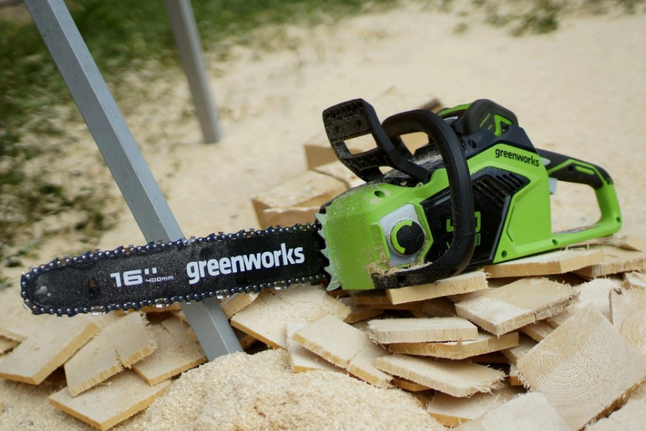 Электропила цепная Greenworks GD40CS18K4 (2005807UB) Электропила цепная Greenworks GD40CS18K4 (2005807UB)