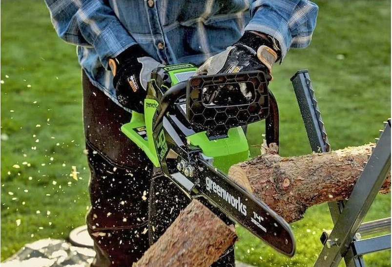 Электропила цепная Greenworks GD40CS18K4 (2005807UB) Электропила цепная Greenworks GD40CS18K4 (2005807UB)