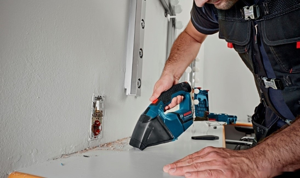 Пылесос Bosch GAS 12V Professional 0 601 9E3 000 (без аккумулятора) Пылесос Bosch GAS 12V Professional 0 601 9E3 000 (без аккумулятора)