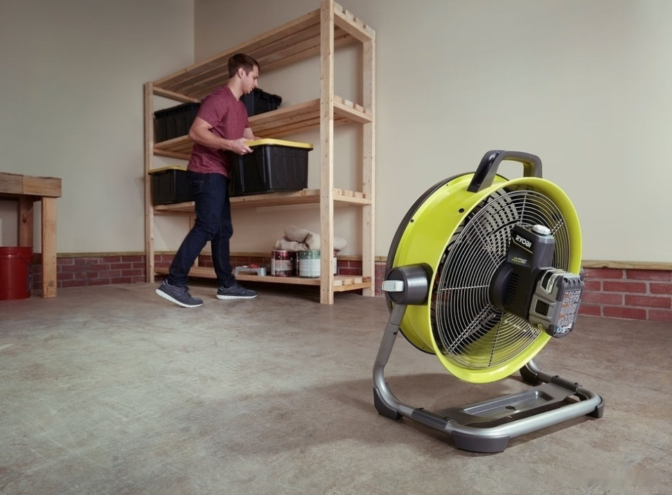 Вентилятор Ryobi R18F5-0 (без аккумулятора) Вентилятор Ryobi R18F5-0 (без аккумулятора)