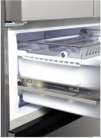 Холодильник типа французская дверь Korting KNFF 82535 XN