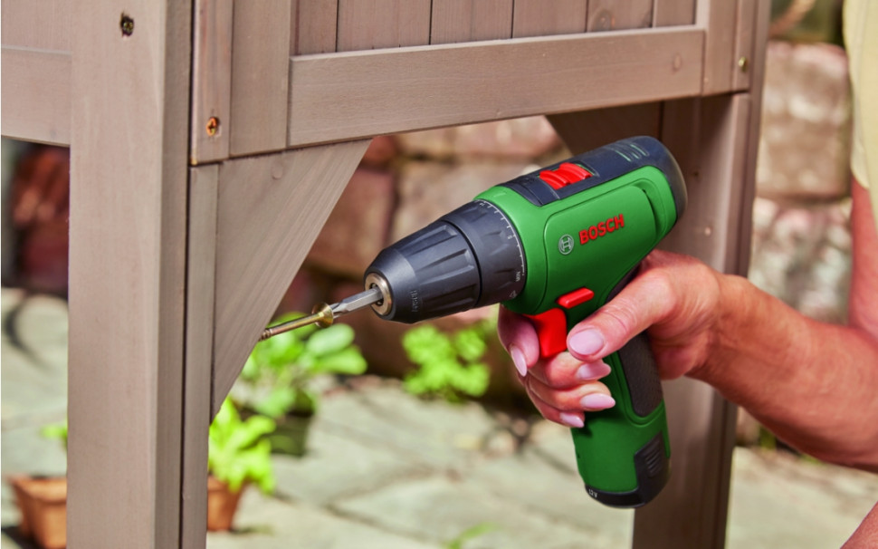 Дрель-шуруповерт Bosch EasyDrill 1200 Дрель-шуруповерт Bosch EasyDrill 1200