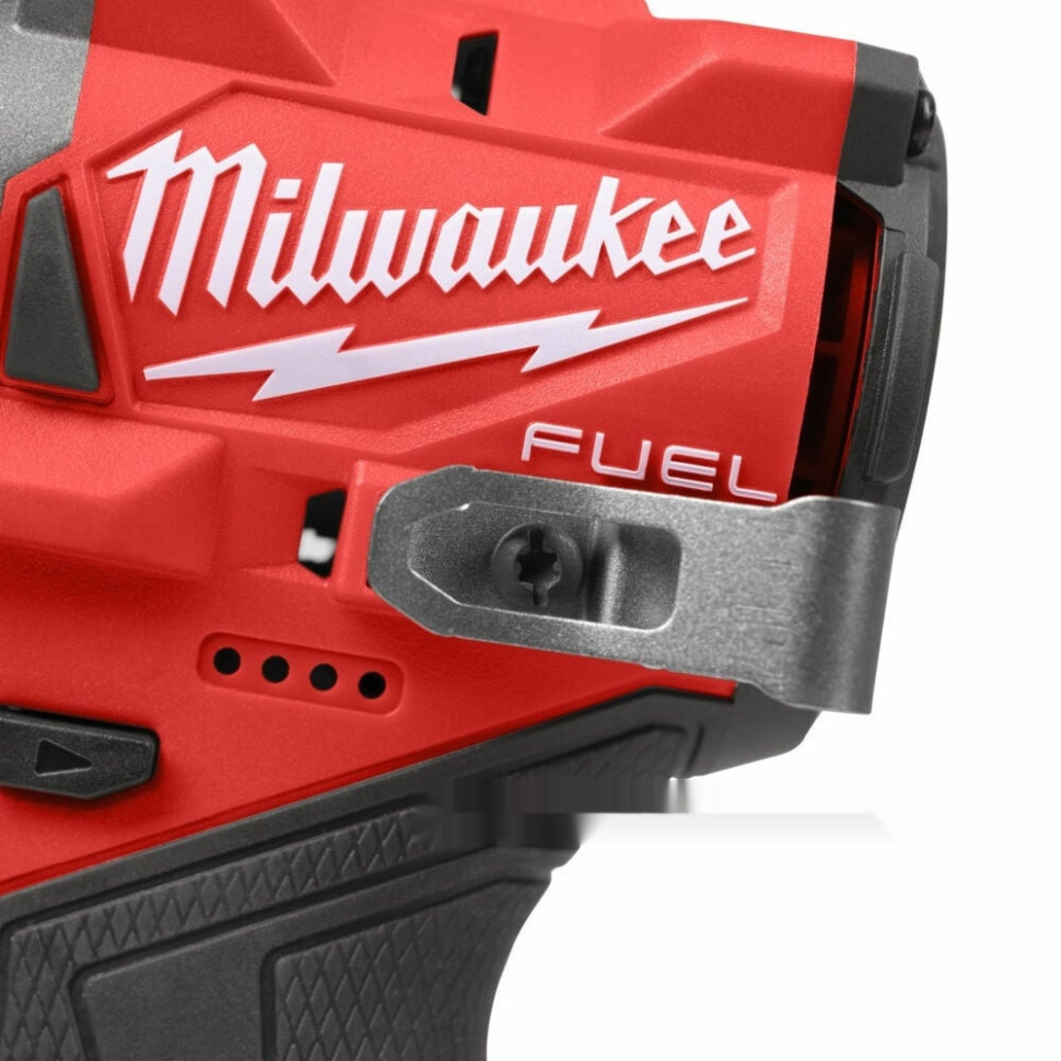 Винтоверт Milwaukee M12 FUEL M12FID2-202X 4933479877 (с 2-мя АКБ, кейс) Винтоверт Milwaukee M12 FUEL M12FID2-202X 4933479877 (с 2-мя АКБ, кейс)