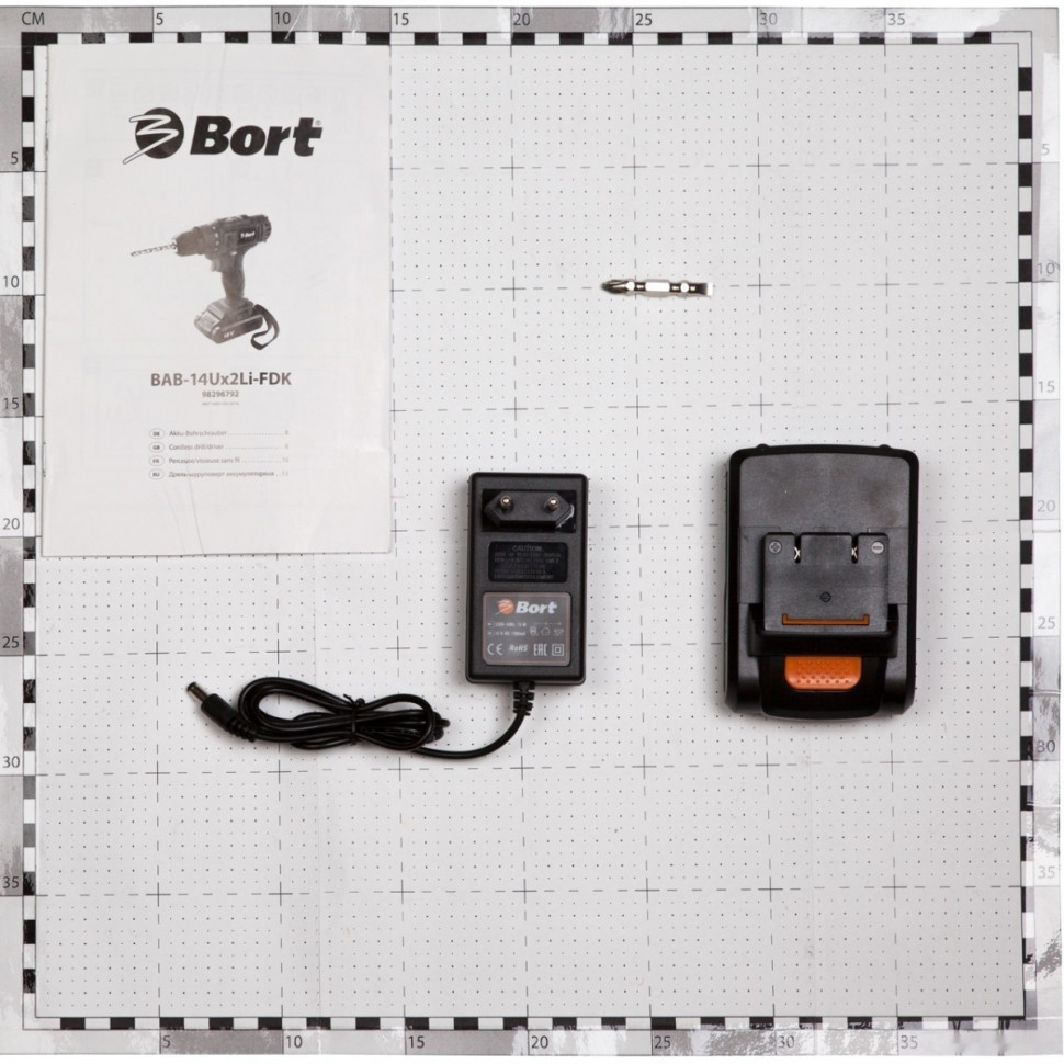 Дрель-шуруповерт BORT BAB-14Ux2Li-FDK (с 2-мя АКБ) Дрель-шуруповерт BORT BAB-14Ux2Li-FDK (с 2-мя АКБ)