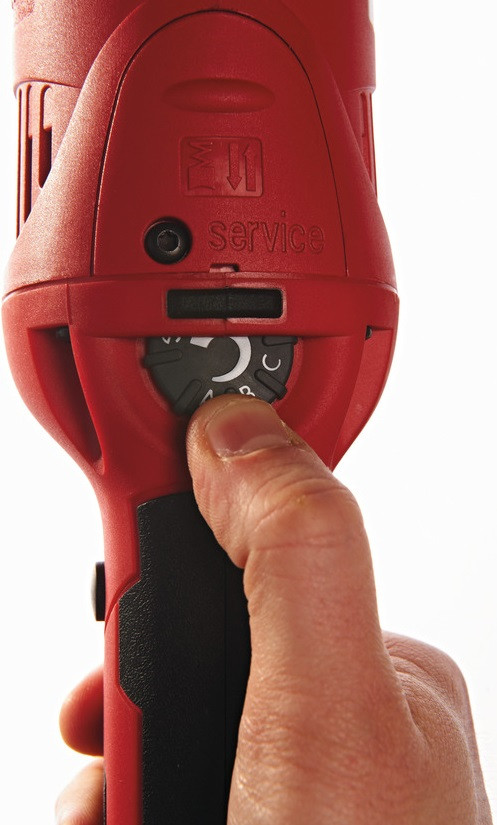 Угловая шлифмашина Milwaukee AP14-2 200E Угловая шлифмашина Milwaukee AP14-2 200E